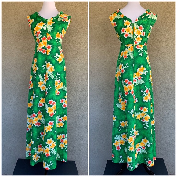 🌺 Hukilau Vintage Hawaiian Muumuu Maxi-Dress 🌺 - Picture 2 of 8